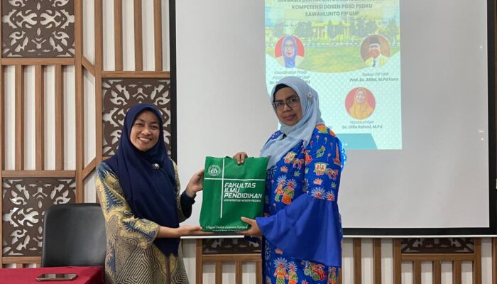 Wakil Dekan I FIP UNP Buka Workshop Media Pembelajaran Digital Untuk Dosen PGSD PSDKU Sawahlunto FIP