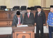 DPRD Agam Setujui Raperda Tentang APBD Tahun Anggaran 2025