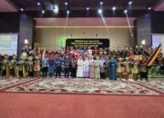 Ny. Dr Dian Puspita Fadly Amran Hadiri Pelepasan Siswa Kelas XII SMA Pertiwi I Kota Padang