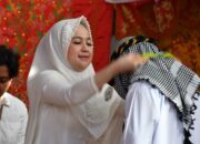 Ny. dr. Dian Puspita Hadir Wisuda Tahfiz Sekaligus Pelepasan Siswa IX SMP Pertiwi 2