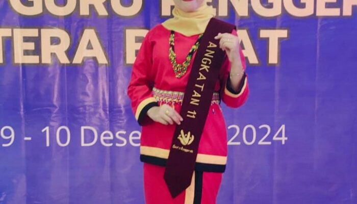 Prestasi Luar Biasa di Usia Muda Resty Fauziah Dilantik Sebagai Kepala Sekolah