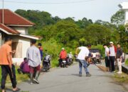 Papa Goro di Kampung Manggis Bersihkan Lingkungan dari Semak Belukar dan Tumpukan Sampah