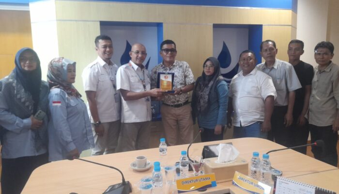 Ucapan Terimakasih Perumda Air Minum Kota Padang Terima Apresiasi Dari IKW-RI