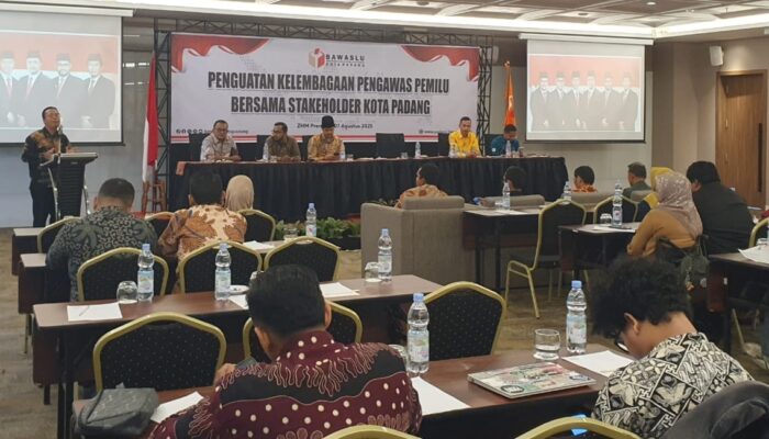 Bawaslu Kota Padang Gelar Kegiatan Penguatan Kelembagaan Pengawas Pemilu