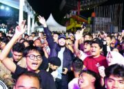 Dalam Event Xploria Kota Padang 2025 Fadly Amran Turun Langsung Bersama Masyarakat Menyaksikan Grup Band Papan Atas Nidji