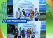Peringati Harpernas Perumda AM Kota Padang Berikan Bingkisan Kepada Pelanggan