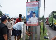 Agar Estetika Terjaga Pemko Padang Tertibkan Spanduk dan Baliho yang Terpasang di Jalan