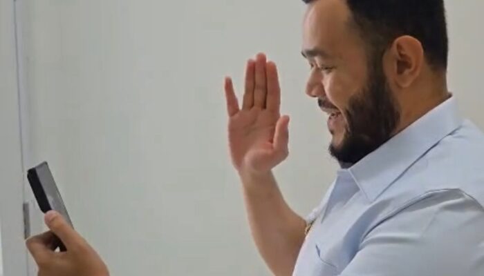 Fadly Amran Terima Video Call Dari Walikota Payukumbuh Ucapkan Terimakasih Atas Bantuan Untuk Musibah Kebakaran
