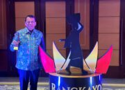 Selamat Prof. H. Ganefri Terima Penghargaan Minang Awards Kategori Tokoh Inspiratif Bidang Pendidikan