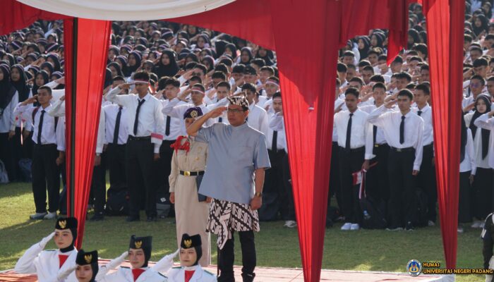 12 Ribu Mahasisawa UNP Ikuti Upacara Hut Kemerdekaan Republik Indonesia ke- 80