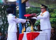 Penurunan Bendera Berjalan Lancar, Bupati Eka Putra Ucapkan Terima Kasih