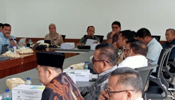 Ketua DPRD Padang Sampaikan APBD Kota Padang Mengalami Minus