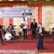 Walikota Padang Serahkan Satu Set Alat Band Kepada Tujuh SMPN di Kota Padang