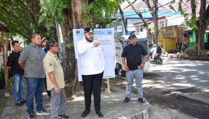 Walikota Padang Tinjau Pengerjaan Overlay Jalan KIS Mangunsarkoro