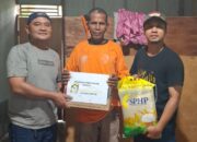 Team SumbarCerdas Salurkan Bantuan untuk Korban Terdampak Banjir
