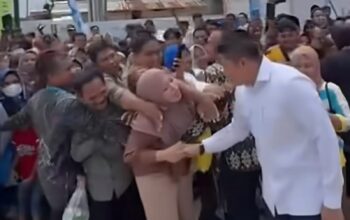 Pemerintah Bekerja Sejak Detik Pertama, Teddy Indra Wijaya: Di Lapangan Banyak yang Berjuang Tanpa Kamera