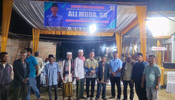 Ali Muda Serap Aspirasi Warga Durian Kadap II Sababalik Pasaman Saat Reses