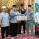 Safari Ramadan di Masjid Muhlishin, Ketua DPRD Sumbar Muhidi Ingatkan Keutamaan Silaturahmi dan Al-Qur’an