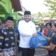 Walikota Serahkan 300 paket Sembako Kepada Masyarakat Lintas Agaman