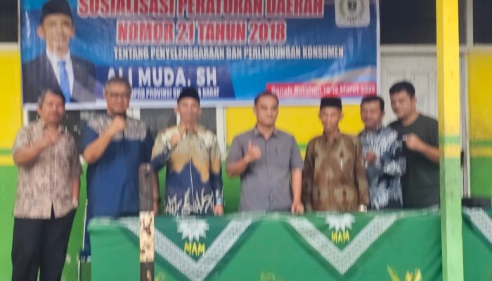 Ali Muda Sosialisasikan Perda Perlindungan Konsumen di Ranah Batahan