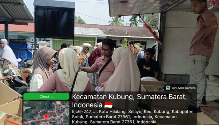 Pemkab Solok Gelar Operasi Pasar Murah, 300 Paket Sembako Disalurkan untuk MBR