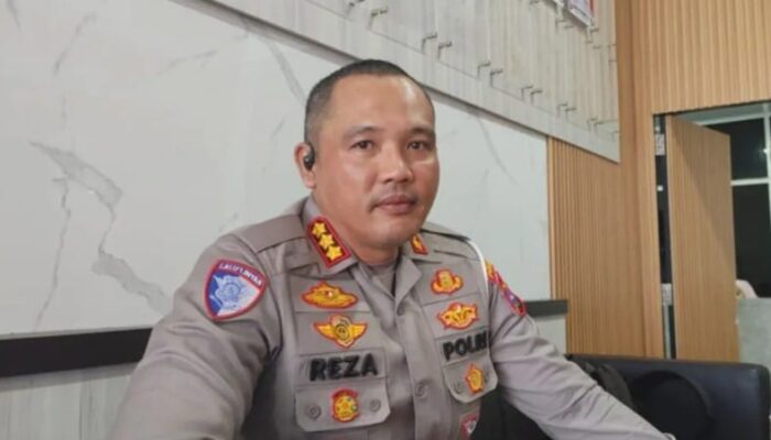 Dirlantas Polda Sumbar Kombes Pol. Reza Chairul Akbar Sidiq Tegaskan Pemberlakuan One Way di Jalur Padang–Bukittinggi