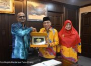 Pemko Padang Gandeng Malaysia, Siapkan Beasiswa Global untuk Generasi Muda