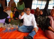 Dapur Umum Jadi Nadi Kemanusiaan, Eka Putra Pastikan Logistik Korban Bencana Tanah Datar Terpenuhi