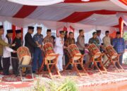 Wakil Walikota Maigus Nasir Bertindak Sebagai Pembina Upacara Hardiknas dan Otonomi Daerah