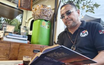 ‎Adrian Tuswandi: Satu Jurnalis Disakiti, Sedunia Jurnalis Mengobati – Israel Jangan Sombong