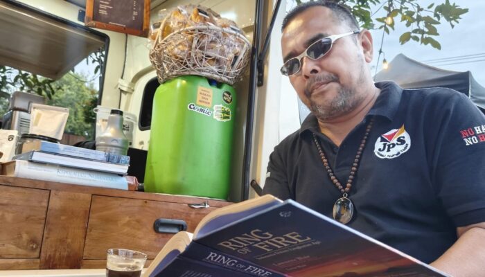 ‎Adrian Tuswandi: Satu Jurnalis Disakiti, Sedunia Jurnalis Mengobati – Israel Jangan Sombong