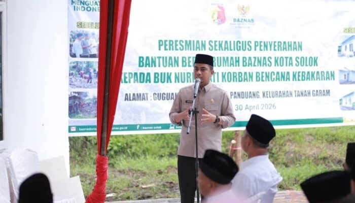 Pemko Solok Serahkan Bantuan Rehabilitasi Sawah Terdampak Banjir, Wako: Pertanian Jadi Prioritas Pemulihan
