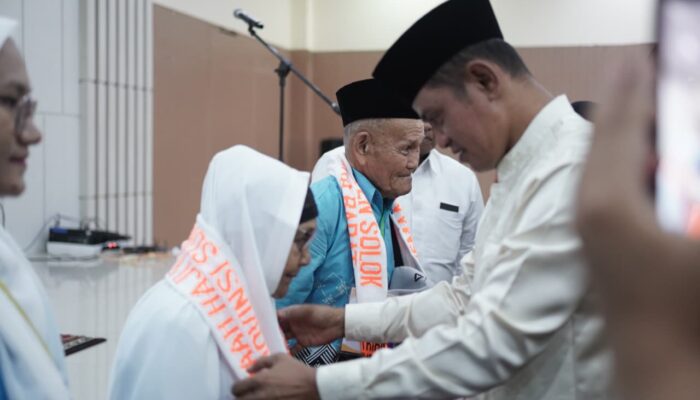 198 CJH Kabupaten Solok 2026 Resmi Dilepas, Bupati Jon Firman Pandu Sampaikan Pesan Haru