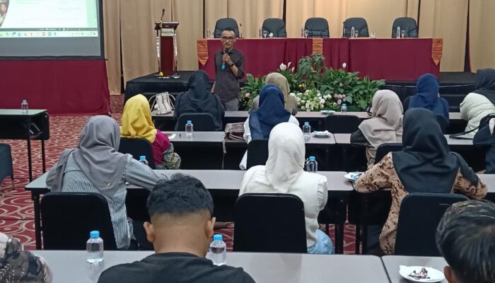 Demokrasi Digital Era 5.0: Gagasan Supri Ardi di Hotel Rocky Padang Soroti Ancaman Disinformasi dan Peluang Nagari Cerdas