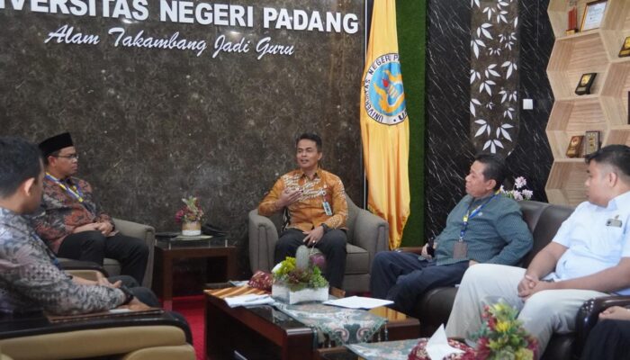 Dialog JDIH PTN-BH di UNP Bahas Penguatan Sistem Informasi Hukum Terintegrasi