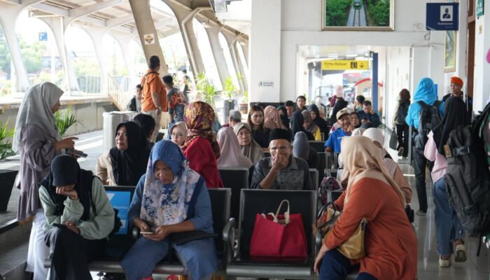 KAI Divre II Sumbar Sukses Layani 40 Ribu Lebih Penumpang Selama Masa Angkutan Libur Panjang Idul Adha 1447 H