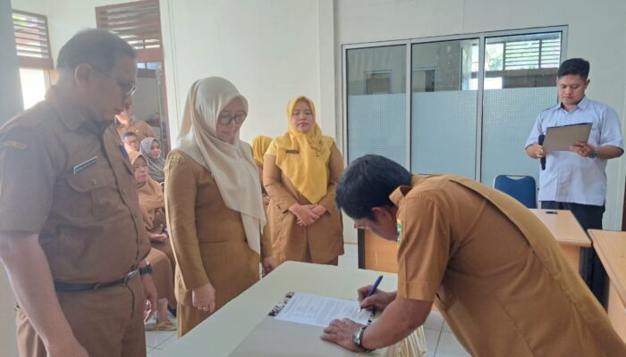 DKUKMPP Kabupaten Solok Lakukan Serah Terima Jabatan, Perkuat Kinerja Organisasi