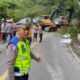 Dua Alat Berat Diterjunkan, Jalur Padang–Bukittinggi Masih Ditutup Akibat Longsor