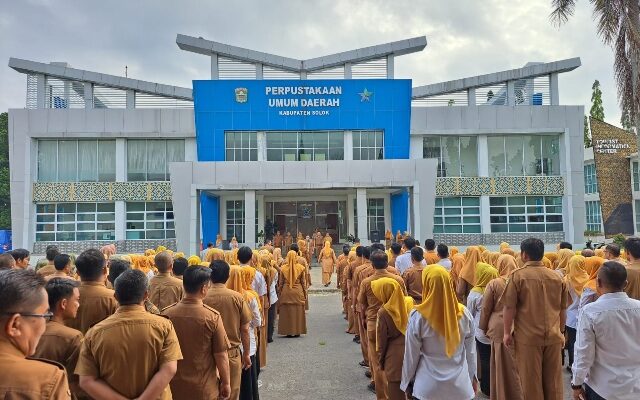 Apel Gabungan Pemkab Solok, Sekda Jefrizal Serukan Perlindungan Anak Menuju Indonesia Emas 2045