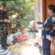 Dukung Ekonomi Lokal, Dansatgas TMMD 129 Bojonegoro Sambangi Usaha Gethuk Desa Kesongo