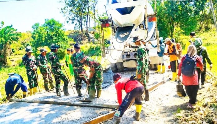 Pengecoran Jalan Kedungpandan Tuntas, Satgas TMMD 129 Bojonegoro Siap Geser ke Dusun Mundu