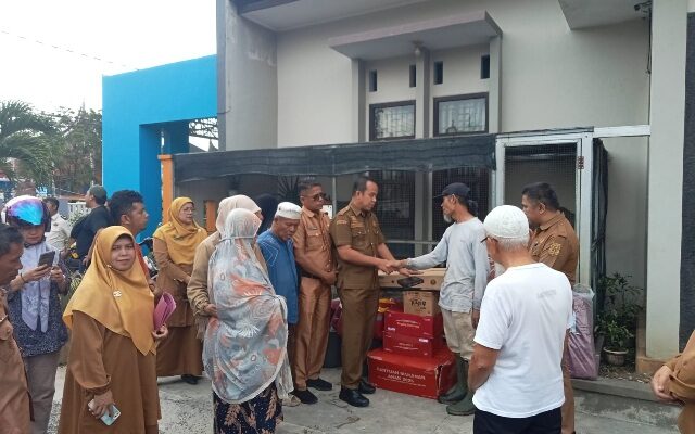 Rumah Warga di Lubuk Sikarah Kota Solok Terbakar, Pemko Solok Gerak Cepat Salurkan Bantuan