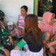 Sentuhan Hangat di Teras Rumah: Ketika Satgas TMMD 129 Bojonegoro Hadirkan Senyum dan Layanan Kesehatan Gratis bagi Warga Kedungpandan