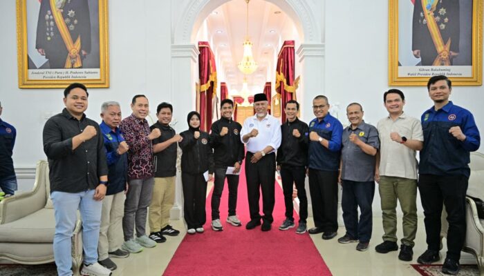 Gubernur Mahyeldi Apresiasi Prestasi Karateka Sumbar di Kejuaraan Asia, Tegaskan Pembinaan Atlet Tetap Berjalan