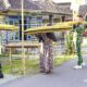 Kemanunggalan di Atas Widik: Cerita Kehangatan Satgas TMMD 129 Bojonegoro Bantu Olah Tembakau Petani Kesongo