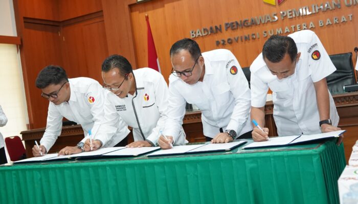 Bawaslu Sumbar Tandatangani IKU 2026, Febrian Bartez: Jadi Kompas Pengarah Kinerja Pengawasan