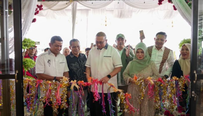 Bebek Sapan Huler Mama Resmi Dibuka, Bupati Solok Dorong Usaha Lokal Jadi Penggerak Ekonomi