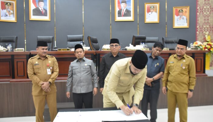 DPRD Padang Tutup Masa Sidang III, Ranperda Pengelolaan Sampah Jadi Prioritas Berikutnya