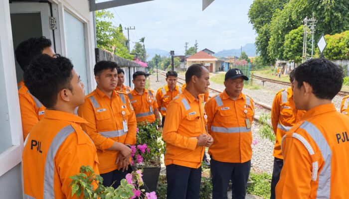KAI Divre II Sumbar Tingkatkan Kompetensi Penjaga Perlintasan melalui Diklap Refreshing Secara Bertahap
