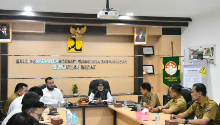 Fadly Amran Dorong Percepatan SPAM, RDF dan Pemulihan Infrastruktur di Padang